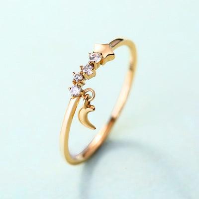 

 [Material] 14K gold
 


 [Main stone] 1.3*1.3mm white zirconium
 
 Strictly select high-quality white zirconium,
 
 Ingenious movement into the star and moon ring